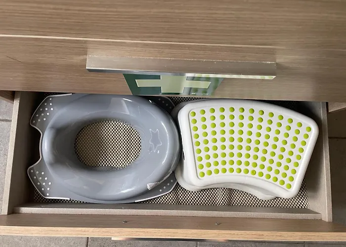 Monopoly House - Families Only! *