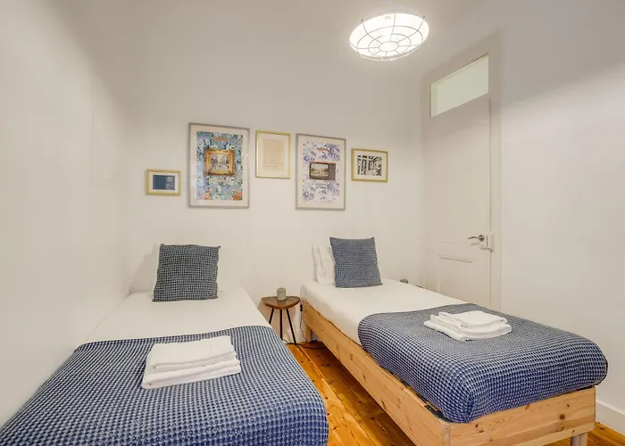 Monopoly House - Families Only!