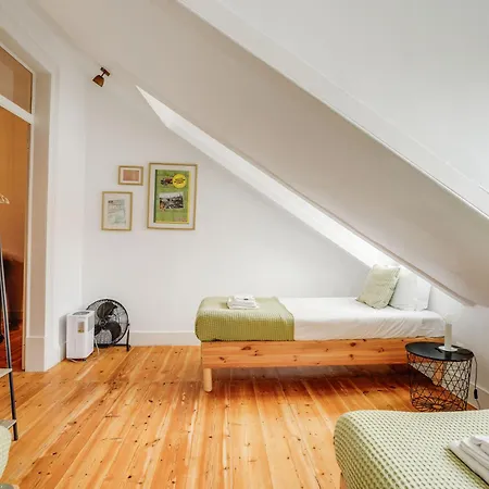 Monopoly House - Families Only! Apartman Lisboa
