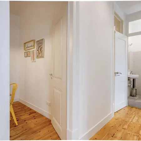 Monopoly House - Families Only! Lisboa