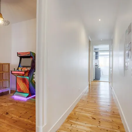 Monopoly House - Families Only! リスボン