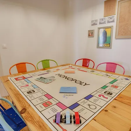 Monopoly House - Families Only! Apartment *