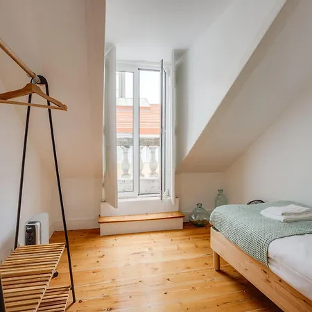 Monopoly House - Families Only! Apartment Lisbon